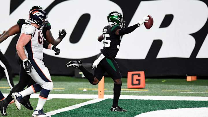 Arians: Buccaneers Will Look to Desir, Robinson at Cornerback Arians: Buccaneers Will Look to Desir, Robinson at Cornerback