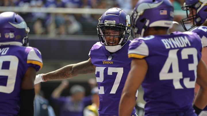 Mike Zimmer Says He'll Talk to Cameron Dantzler About Postgame Tweets Mike Zimmer Says He'll Talk to Cameron Dantzler About Postgame Tweets