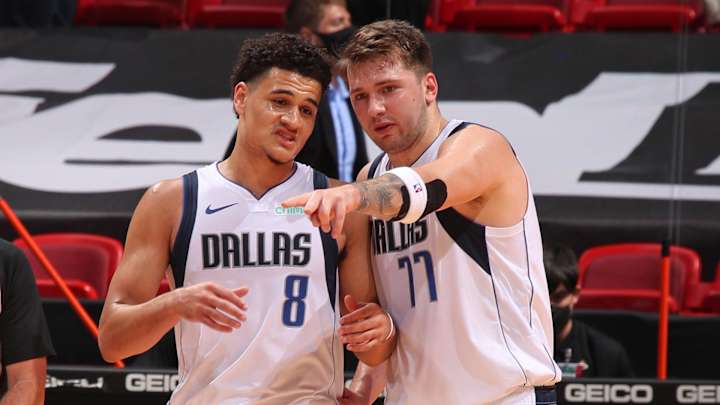 Mavs Make Contract Move on Josh Green: 'Betting On Improvement'