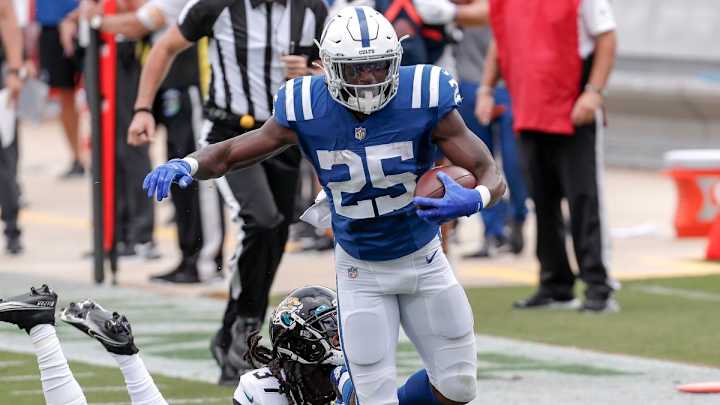 Refuel the Run — Should the Patriots Consider Trading for RB Marlon Mack?