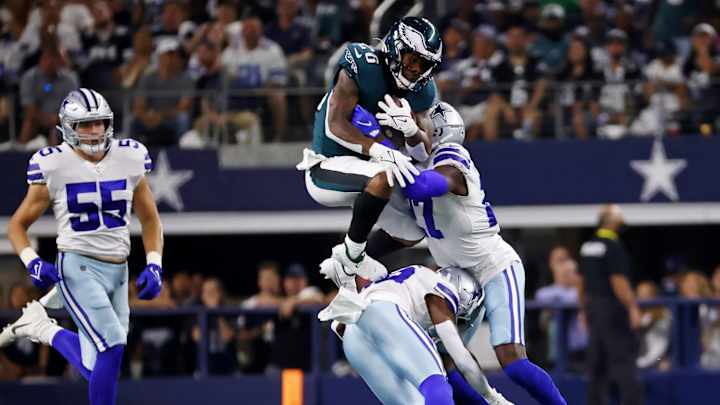 Miles Sanders Not Dwelling on Limited Touches in Loss to Dallas Miles Sanders Not Dwelling on Limited Touches in Loss to Dallas