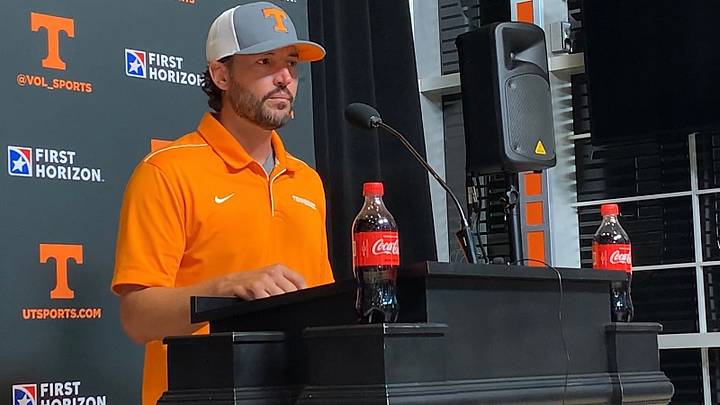 Tony Vitello Talks New-Look Diamond Vols as Fall Ball Gets Rolling