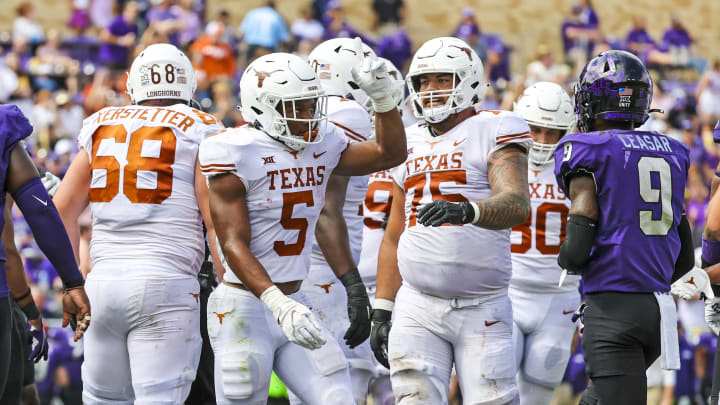 In the Trenches: Longhorns Interior O-Line Spring Depth Chart Preview
