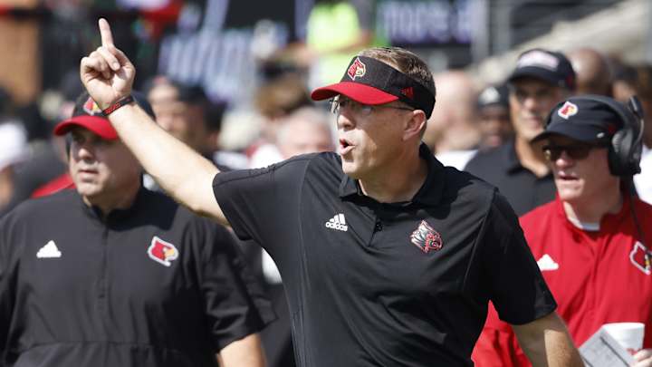 Satterfield Acknowledges 'Disappointing' Regular Season, Optimistic for Louisville's Future Satterfield Acknowledges 'Disappointing' Regular Season, Optimistic for Louisville's Future