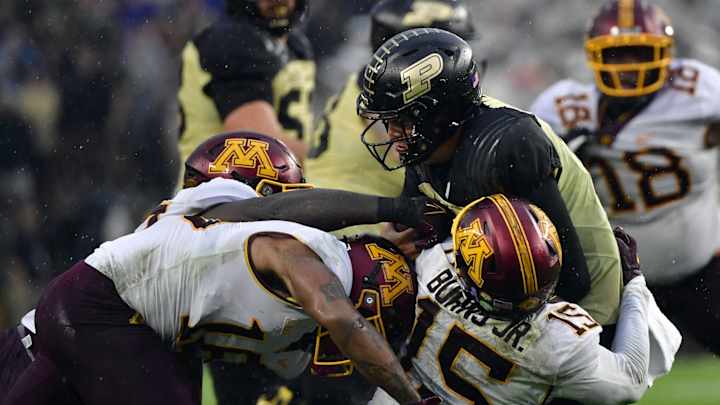 Big Ten Roundup: Purdue Loses at Home to Minnesota; Michigan Wins 5th Straight
