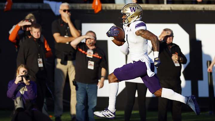 Beavers Halt 9-Game Losing Streak to Huskies with Game-Ending FG