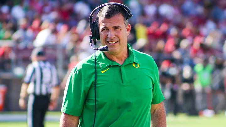 Oregon Falls in Latest AP Top 25 Poll Following Loss to Stanford Oregon Falls in Latest AP Top 25 Poll Following Loss to Stanford