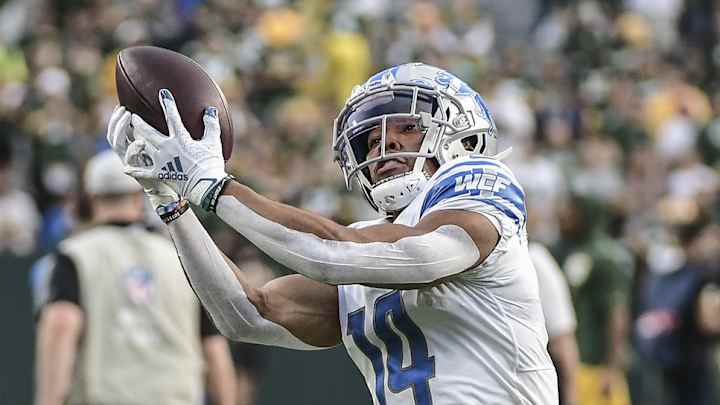 Amon-Ra St. Brown Named NFL Offensive Rookie of the Month Amon-Ra St. Brown Named NFL Offensive Rookie of the Month