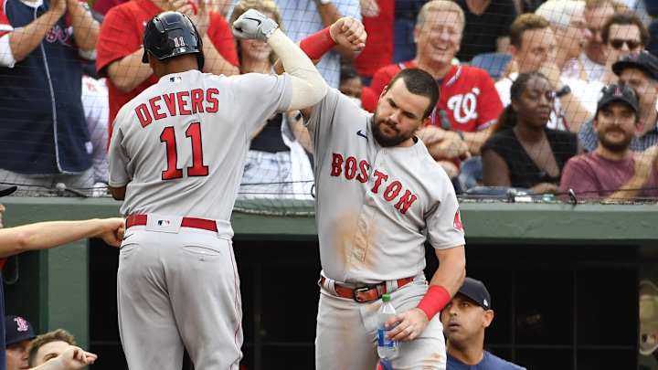 Former Hoosier Kyle Schwarber Scores Winning Run, Boston Red Sox Advance to Playoffs Former Hoosier Kyle Schwarber Scores Winning Run, Boston Red Sox Advance to Playoffs