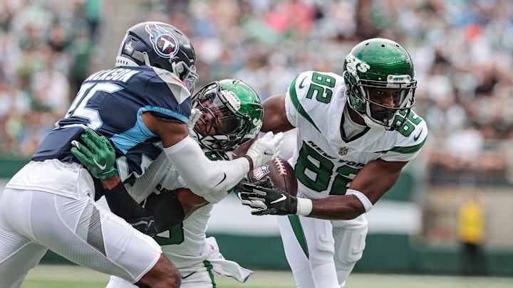 Jamison Crowder Plays Key Role in Return From Injury: 'Glad We Have Him Back' Jamison Crowder Plays Key Role in Return From Injury: 'Glad We Have Him Back'