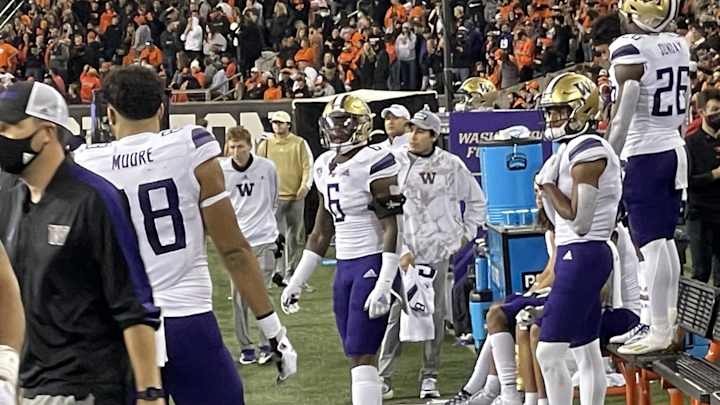 It's a Yard Sale: Huskies Once Again Choose Running Back by Committee