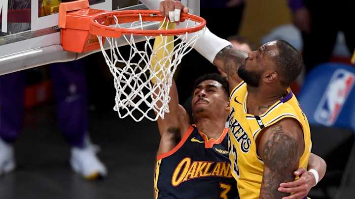 Lakers News: Warriors Guard Talks Almost Dunking on LeBron And Getting Blocked