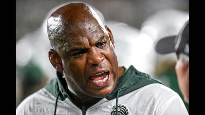 AP Poll snubs MSU ahead of Michigan game