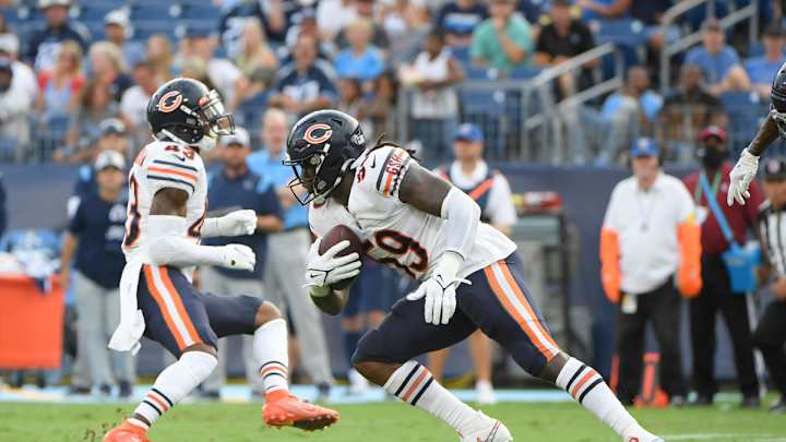 Bears Inside Linebacker Issue Vexing Bears Inside Linebacker Issue Vexing