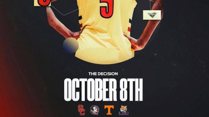 WATCH: Five-star forward Julian Phillips' commitment ceremony