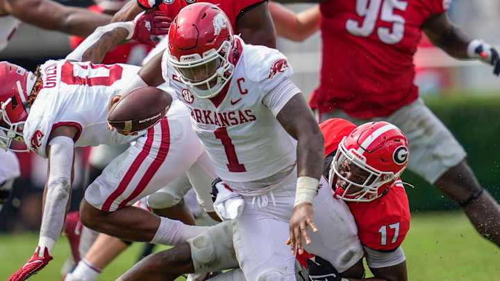 Live Updates: Ole Miss Wins 52-51 After Arkansas Fails To Connect On Two-Point Conversion As Time Expires Live Updates: Ole Miss Wins 52-51 After Arkansas Fails To Connect On Two-Point Conversion As Time Expires
