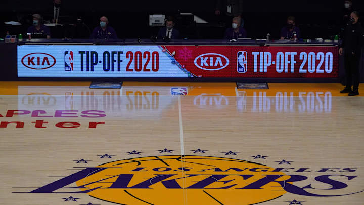 Lakers News: Los Angeles Introduces Strict Vaccine Mandate, But Won’t Affect Staples Center Lakers News: Los Angeles Introduces Strict Vaccine Mandate, But Won’t Affect Staples Center