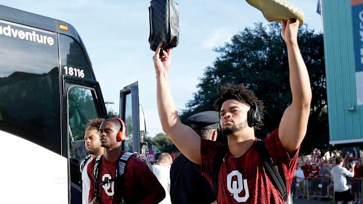 Oklahoma-Texas Observations: LIVE In-Game Blog Oklahoma-Texas Observations: LIVE In-Game Blog