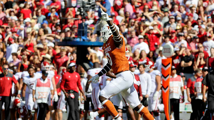 Texas' Defense Folds Under Pressure in Loss vs Oklahoma