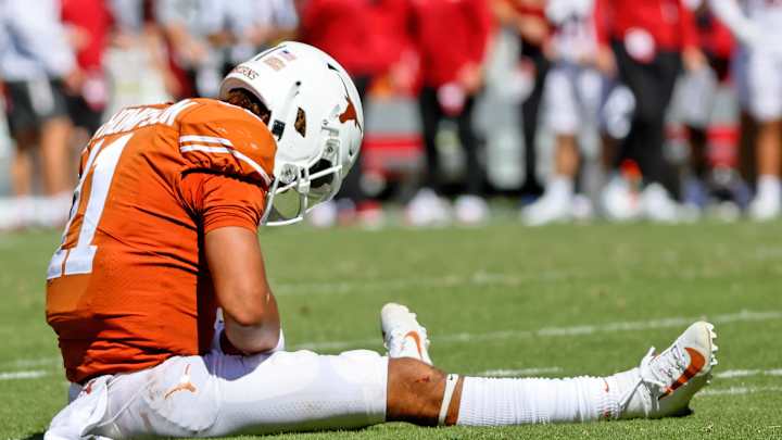 Meltdown in Dallas: Oklahoma Storms Back To Take Down Texas 55-48