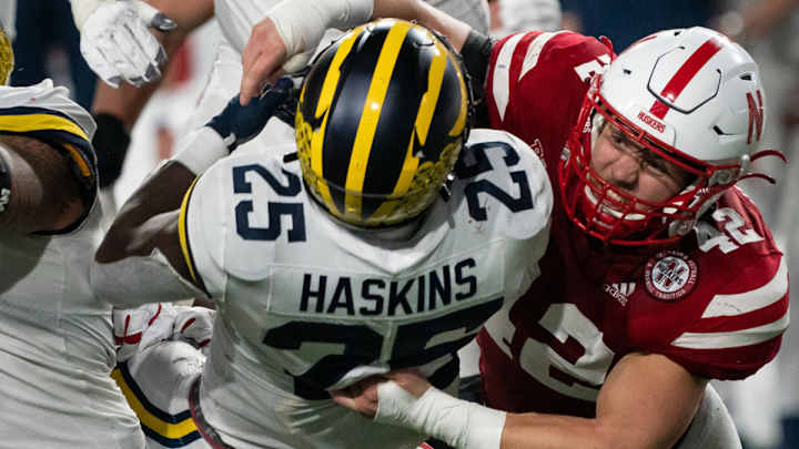 Look: Hassan Haskins Hurdles Cornhuskers Defender Look: Hassan Haskins Hurdles Cornhuskers Defender