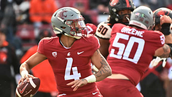 Pac-12 Football Roundup: USC Routed at Home -- Again