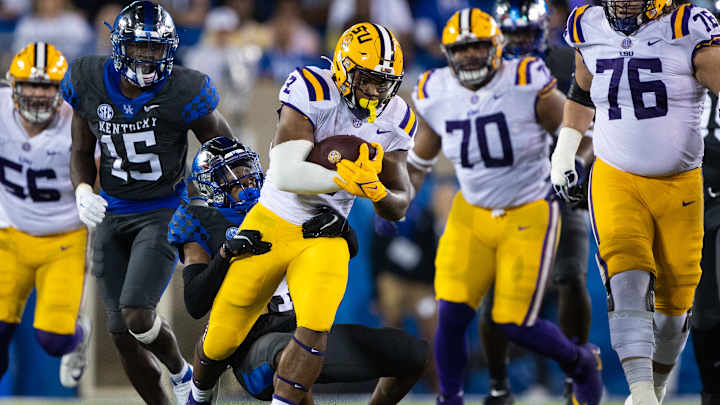 Three Observations: LSU Offense Still Not in Sync, Injury Bug Can't Get Much Worse