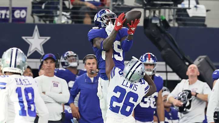 Watch: Former Gators WR Kadarius Toney Posts Breakout Game Before Ejection Watch: Former Gators WR Kadarius Toney Posts Breakout Game Before Ejection