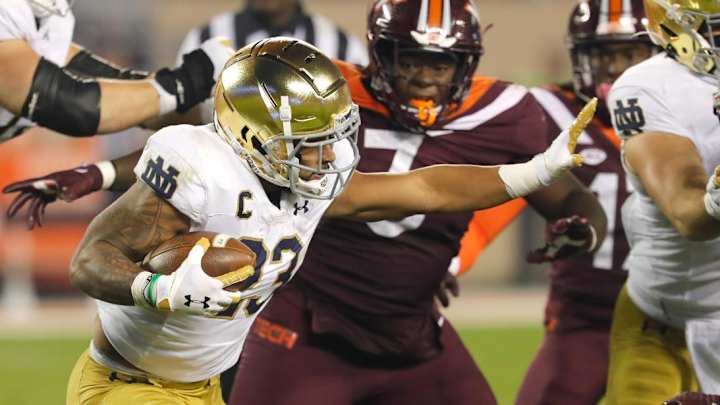 Notre Dame Stays At No. 14 In The Latest AP Poll