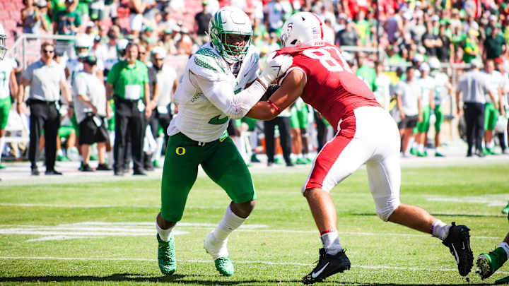 Oregon Opens as Betting Favorite vs. Cal