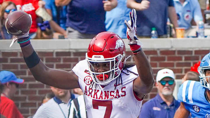 His Idea: Trey Knox Becoming Big Target at Tight End Crunch Time for Hogs