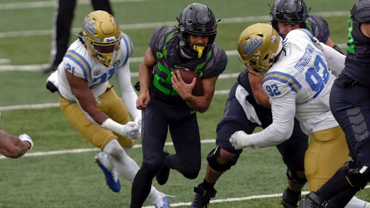 Oregon vs. UCLA Kickoff Time Announced