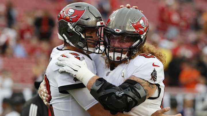 Buccaneers vs. Eagles Monday Injury Report: Jensen DNP