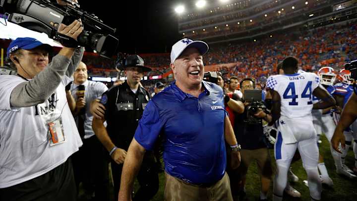 Insider Eliminates Top Candidate for USC Coaching Vacancy