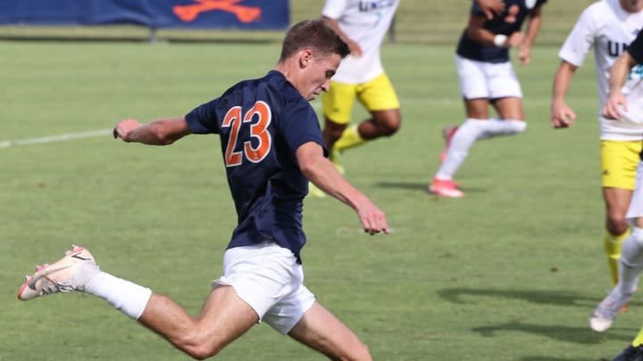 Pioneers Rally to Take Down Cavaliers 2-1 in Overtime