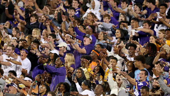 LSU Football Players Reminisce on Florida Rivalry