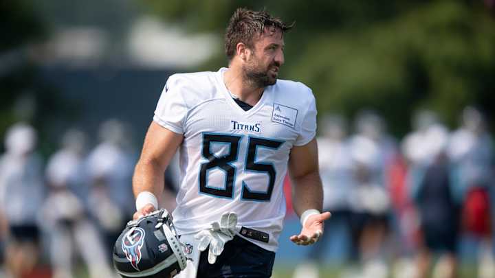 Vikings Sign Veteran Tight End Luke Stocker to Practice Squad