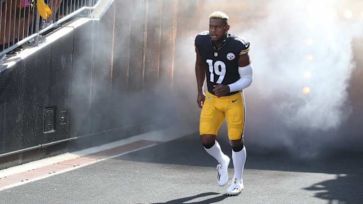 Report: JuJu Smith-Smith-Schuster Suffers Season Ending Injury