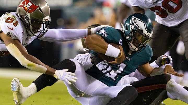 Eagles Rally Falls Short, Drop 28-22 Decision to Bucs