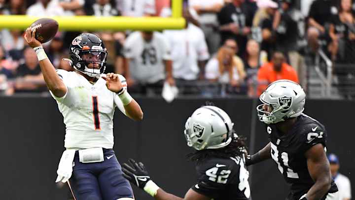 Keeping the wraps on Justin Fields Keeping the wraps on Justin Fields