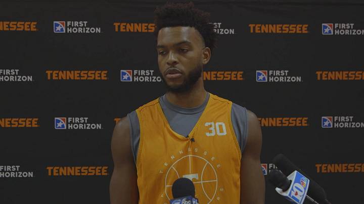 Watch: Pair of Tennessee Hoops Stars Talk to Media