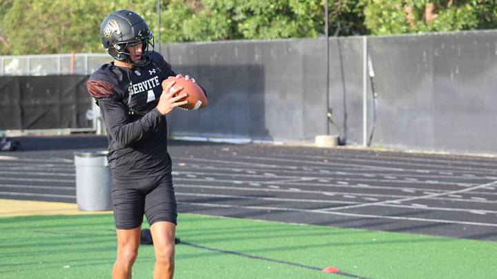 WATCH: Oregon Commit Tetairoa McMillan Turns in Multi-TD Performance in Win