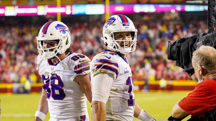 Monday Night Football Week 6: Bills at Titans—Lines, Odds, Analysis & Picks