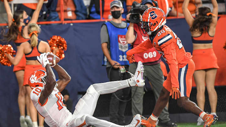 Clemson Survives Against Syracuse, as Tigers Come Away With 17-14 Road Win