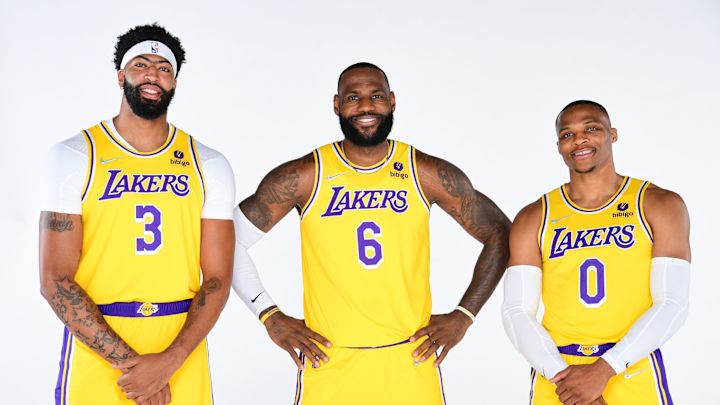 Lakers: Time To Make Lineup Changes
