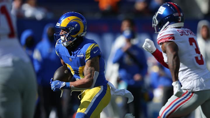 Taylor Rapp Puts Together Career Day in Rams' 38-11 Victory over Giants