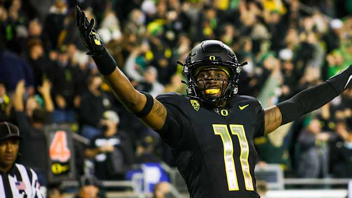 Trio of Recruits Emerging for Oregon at Cornerback in 2024 Trio of Recruits Emerging for Oregon at Cornerback in 2024