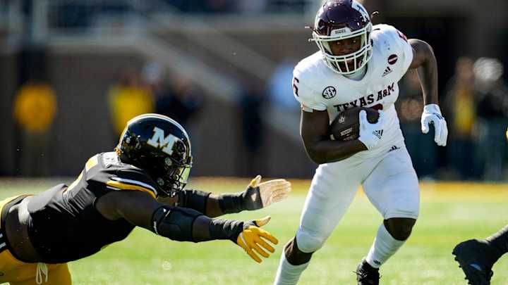 PFF's Top 25 RBs: A&M's Devon Achane Best in SEC?