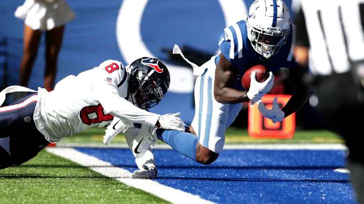 WATCH: Parris Campbell Scores On Bomb from Carson Wentz WATCH: Parris Campbell Scores On Bomb from Carson Wentz