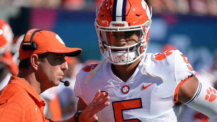 D.J. Uiagalelei 'Slowly But Surely' Getting More Comfortable in Clemson Offense D.J. Uiagalelei 'Slowly But Surely' Getting More Comfortable in Clemson Offense